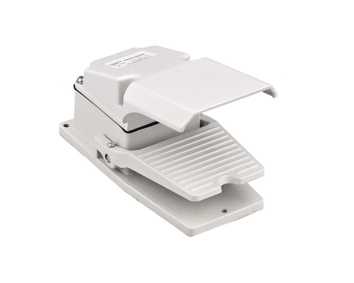 YBLT-3、YBLT-4系列腳踏開(kāi)關(guān)